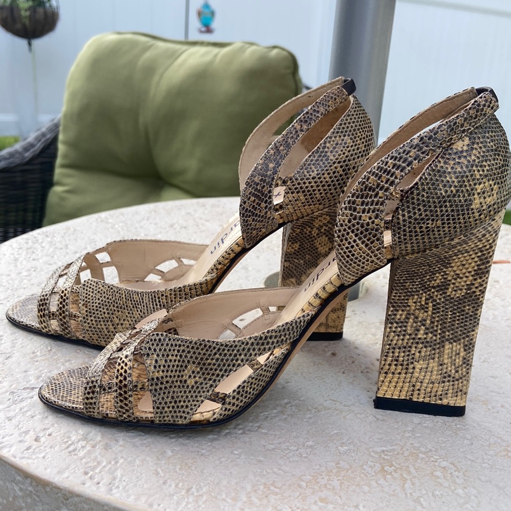 Snakeskin Pumps - Picture 6 of 10